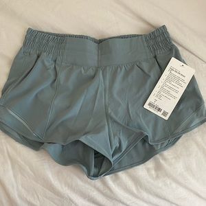 Lululemon HR hotty hot shorts